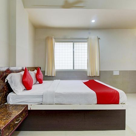 Super Hotel O Nar Comforts Near Ksr Railway Station Bengaluru Kültér fotó
