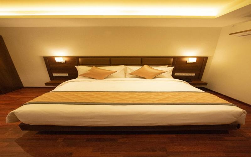 Super Hotel O Nar Comforts Near Ksr Railway Station Bengaluru Kültér fotó