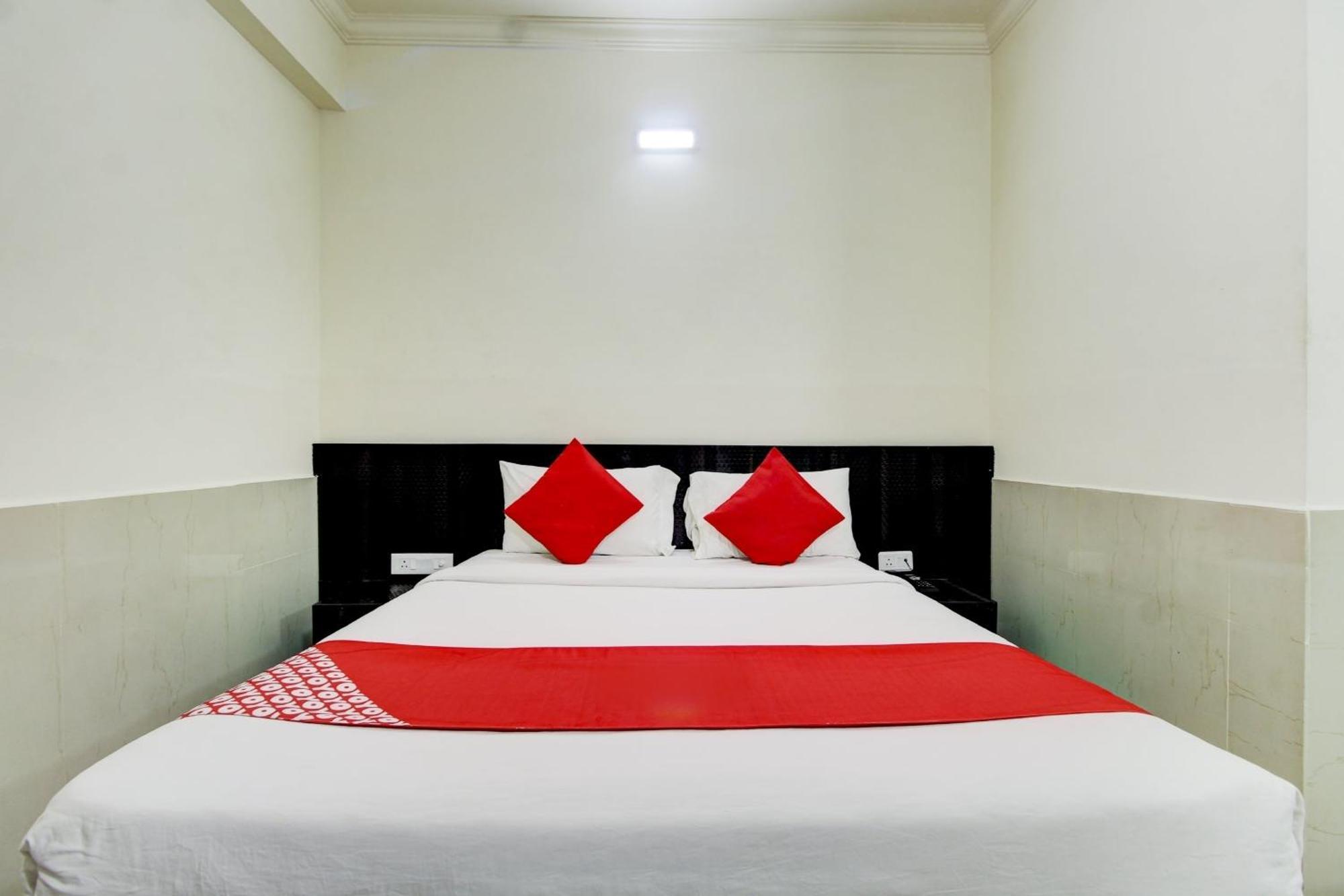 Super Hotel O Nar Comforts Near Ksr Railway Station Bengaluru Kültér fotó