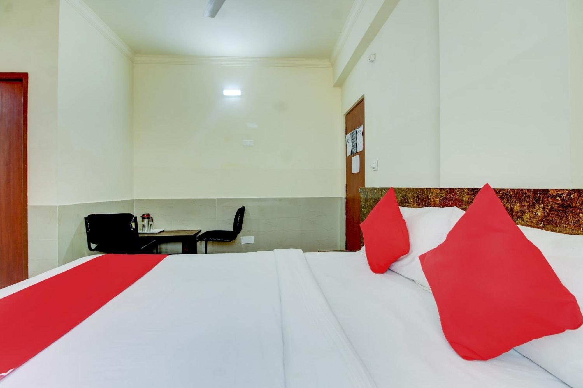 Super Hotel O Nar Comforts Near Ksr Railway Station Bengaluru Kültér fotó